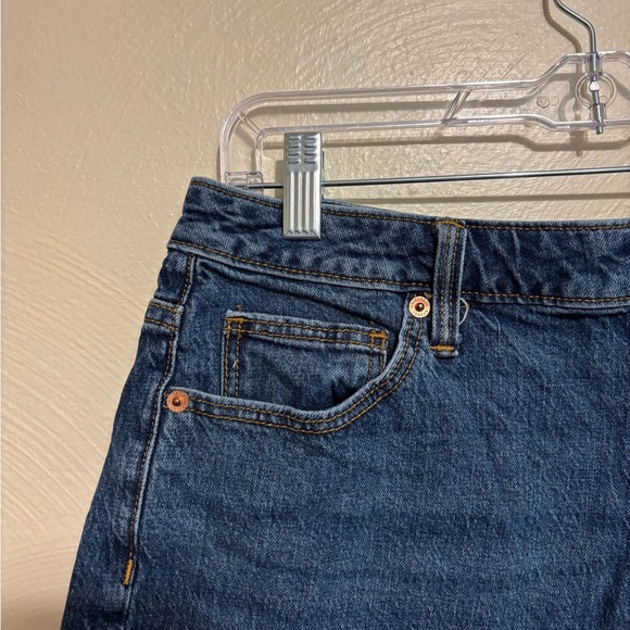Universal Thread Dark Blue Jean Shorts - Picture 8 of 10